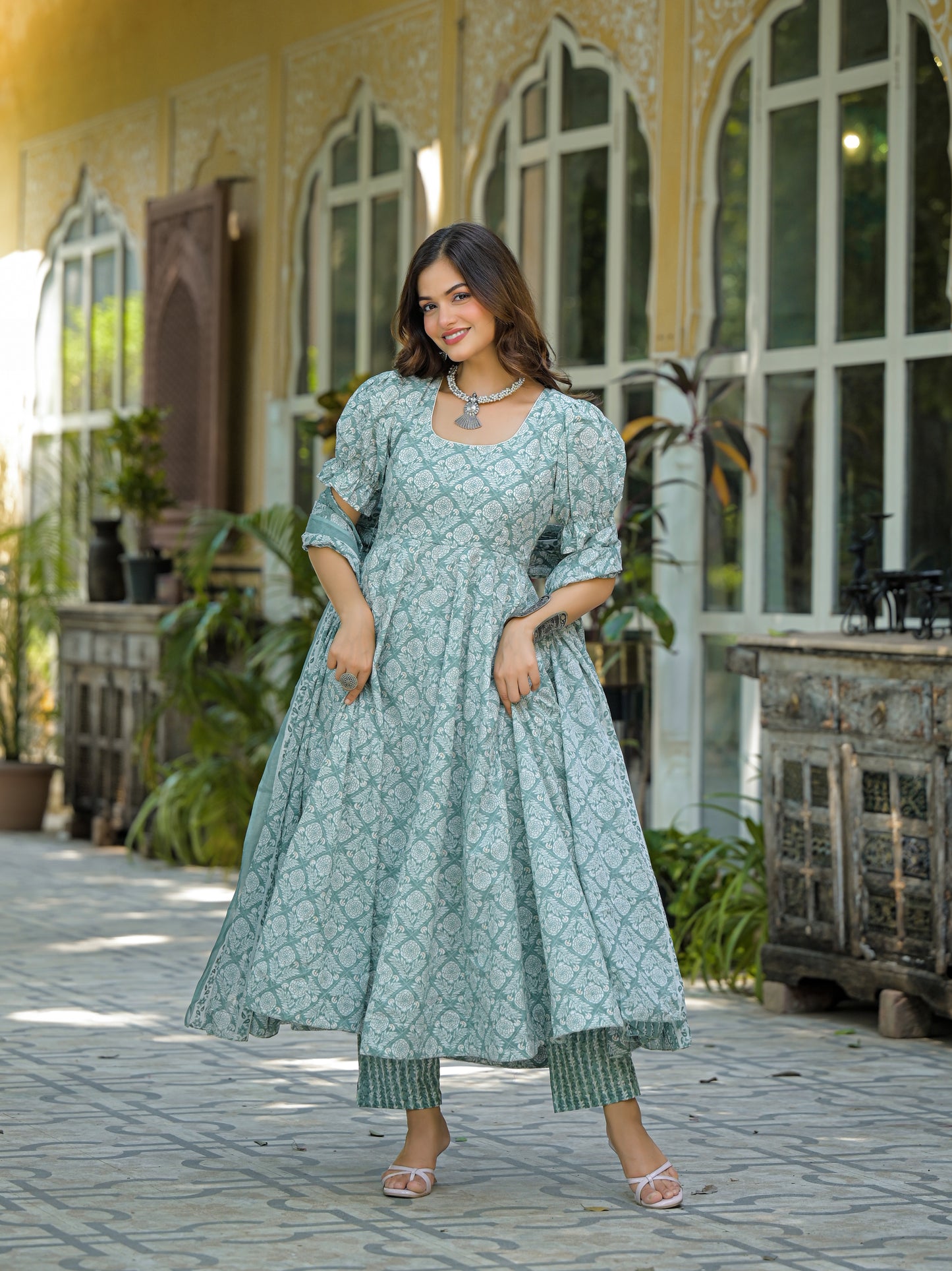 EESHA COTTON SUIT SET